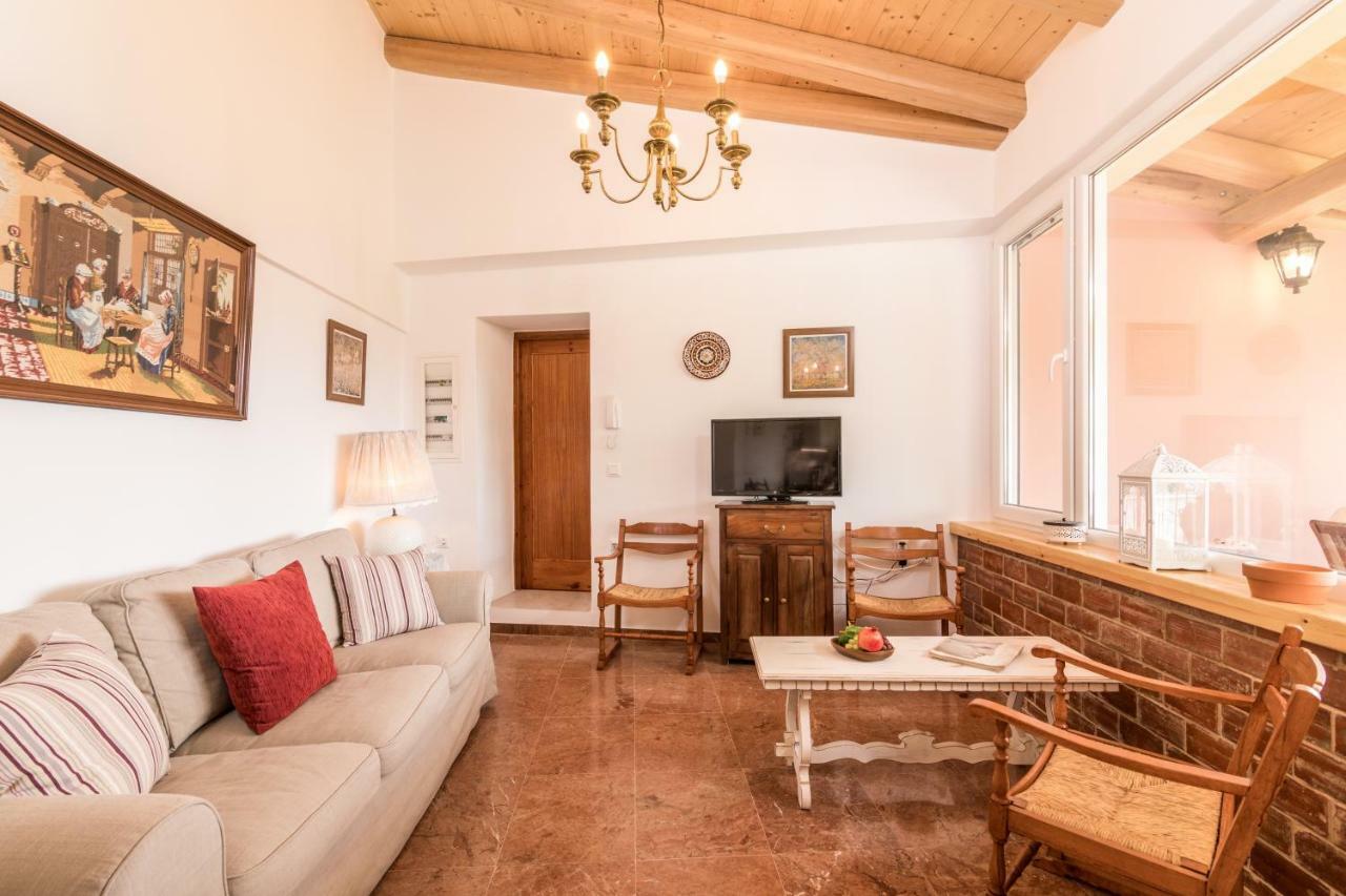 Milena'S Country House Пелекас Екстериор снимка